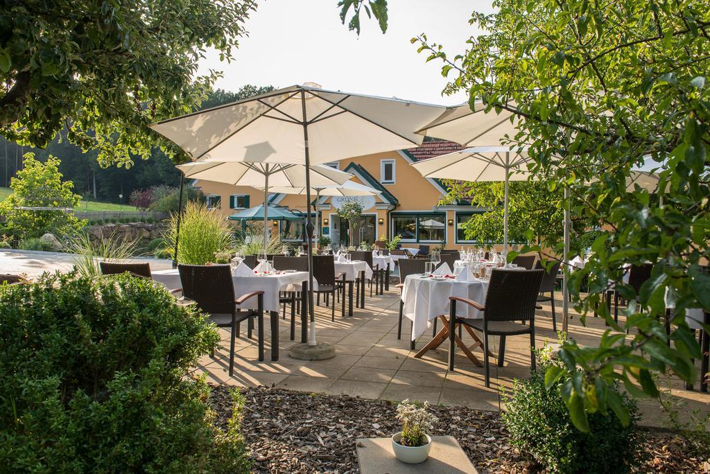 Hotel Restaurant Grune Au Poellau Exterior foto